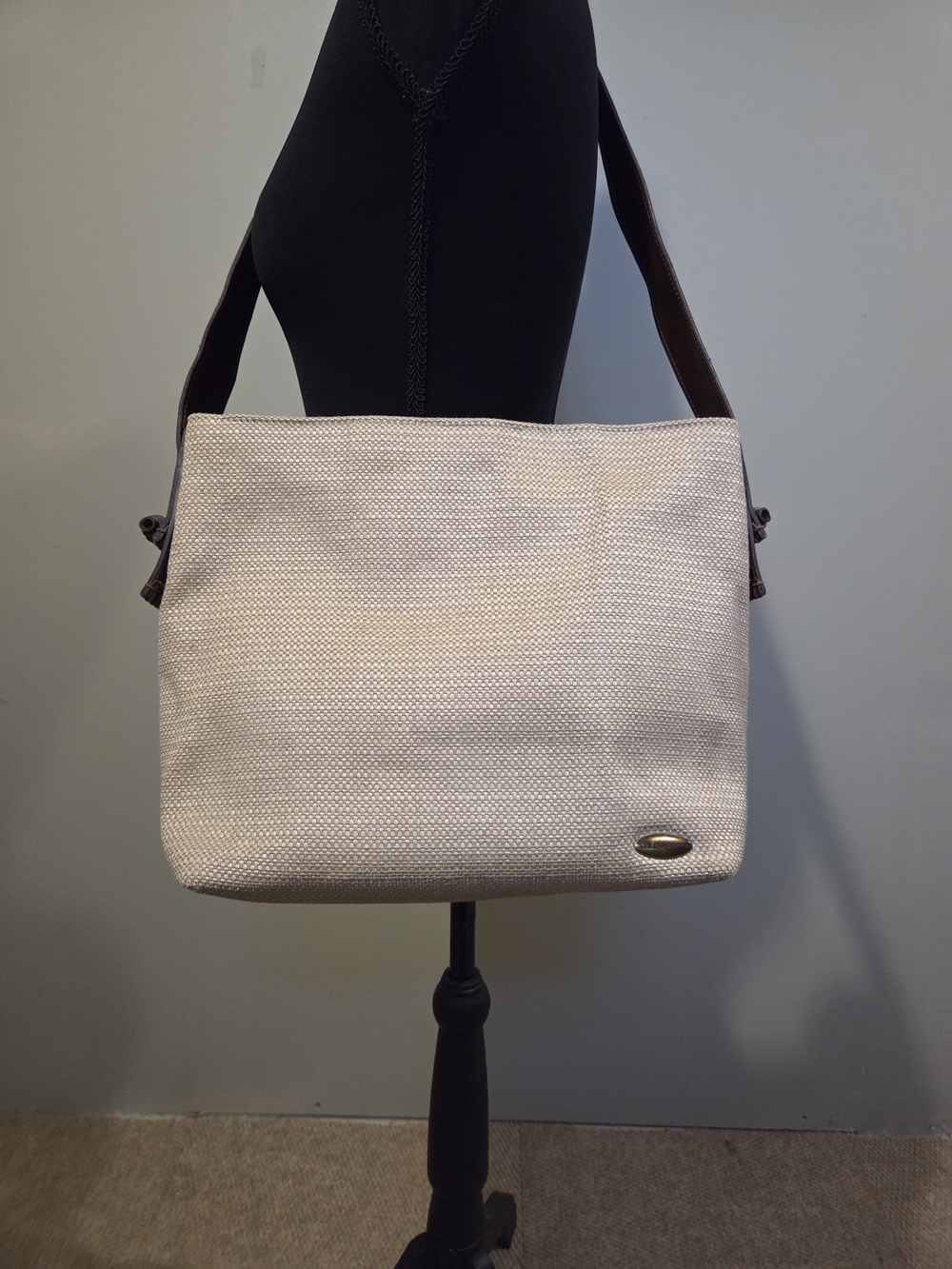Liz Claiborne Beige Tote with Brown Straps